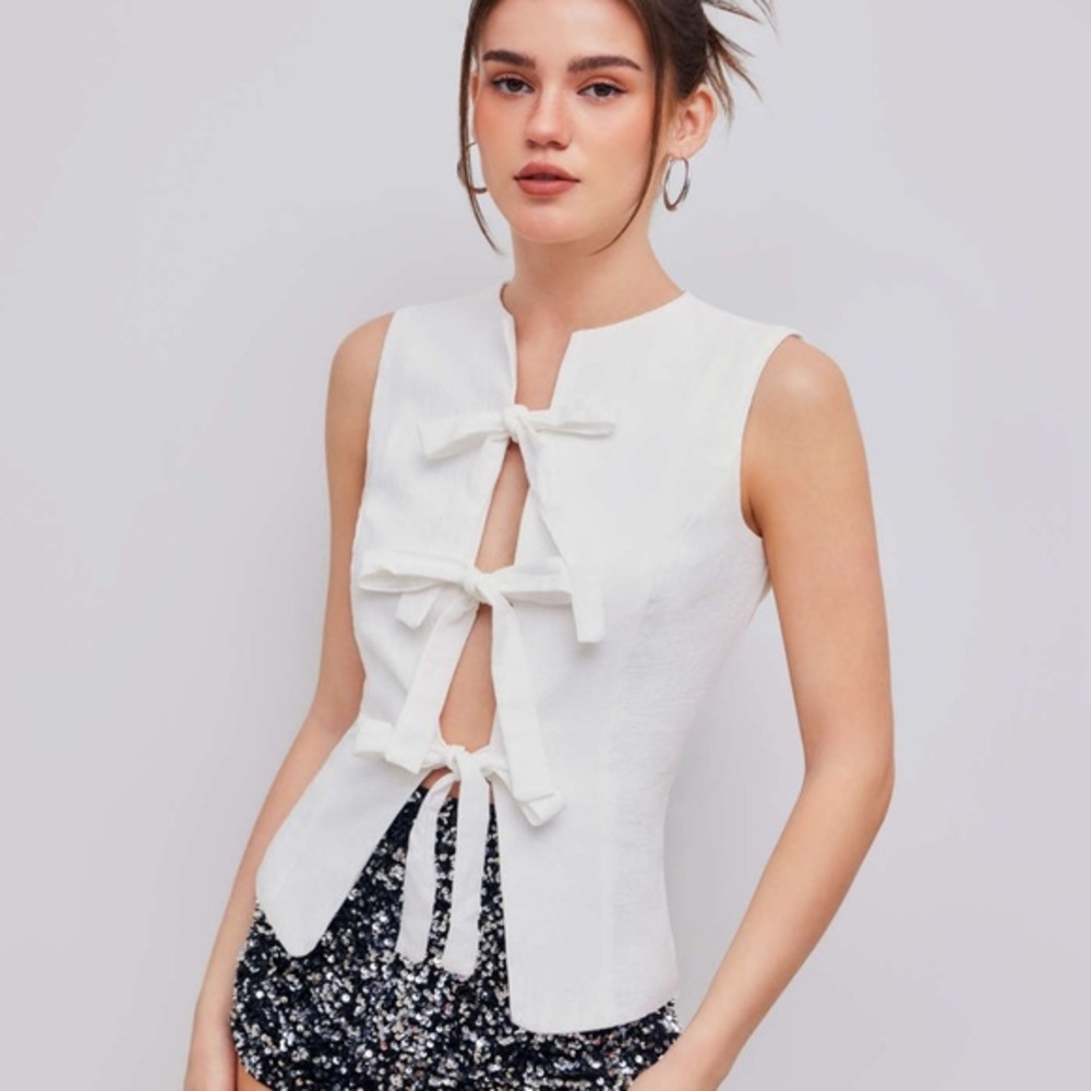 NWT woman’s 100 cotton blouse XL 
White